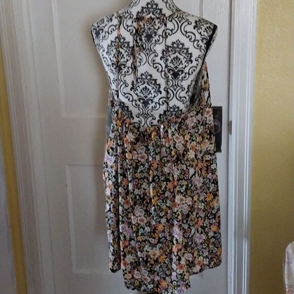 NWT  Wild Fable Women's Spaghetti Straps Fit & Flare  Floral Dress XL - Picture 7 of 15